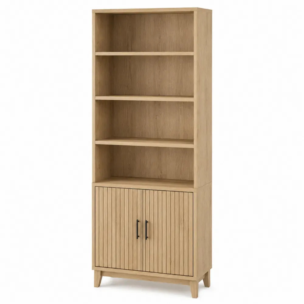 Librería armario vertical rectangular de MDF con estantes abiertos puertas inferiores de listones roble claro y tiradores negros 80 cm x 35 cm x 180 cm